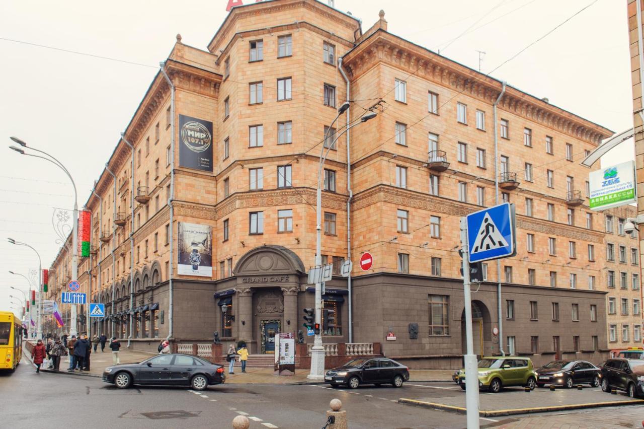 Bright Apartments On Internatsionalnaya Minsk Exterior foto